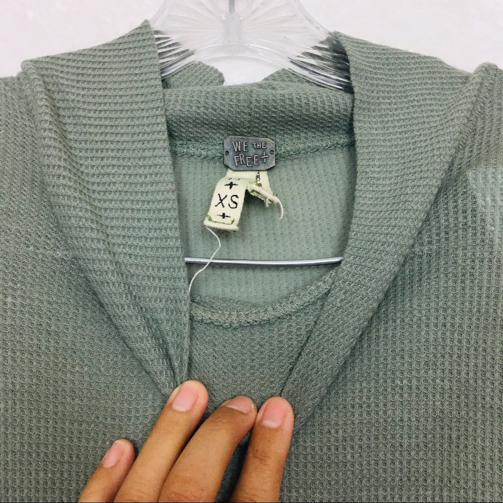 We The Free People Wonder Mock Asymetrical Thermal - Picture 5 of 8